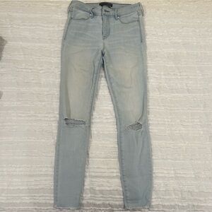 Abercrombie & Fitch Signature Collection Skinny Jeans